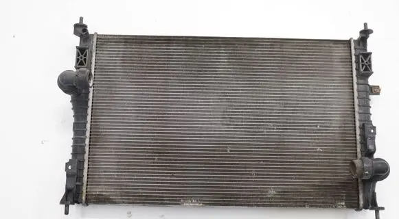 Peugeot 308 Coolant radiator 9678711180