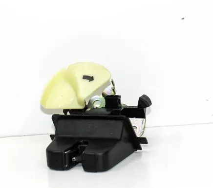 Volkswagen Jetta VII Tailgate/trunk/boot lock/catch/latch 17A827505