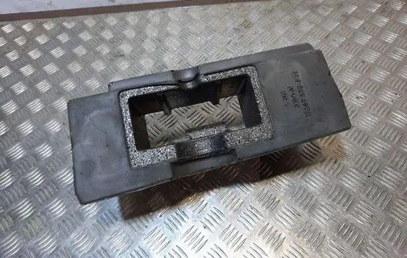 Audi Q7 4L Other trunk/boot trim element 4L0863895C