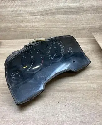 Opel Zafira A Speedometer (instrument cluster) 09228757EJ