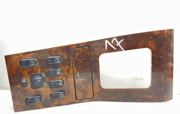 Mercedes-Benz ML W163 Gear shifter surround trim plastic A1636809136