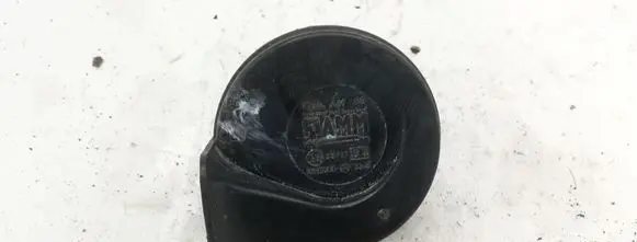 Audi A8 S8 D2 4D Horn signal E335717
