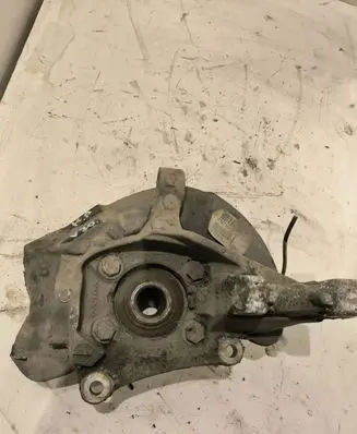 Volvo V70 Front wheel hub spindle knuckle 9481943