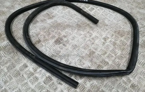 Ford Focus Front door rubber seal JX7T14B531AF JX7T14C064AE