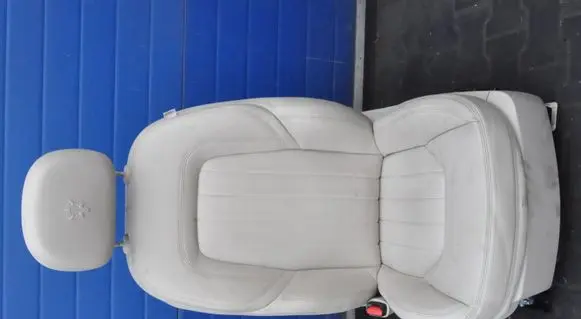 Maserati Quattroporte Front driver seat 