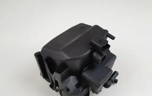 Peugeot 206 Fuel filter 9305108C