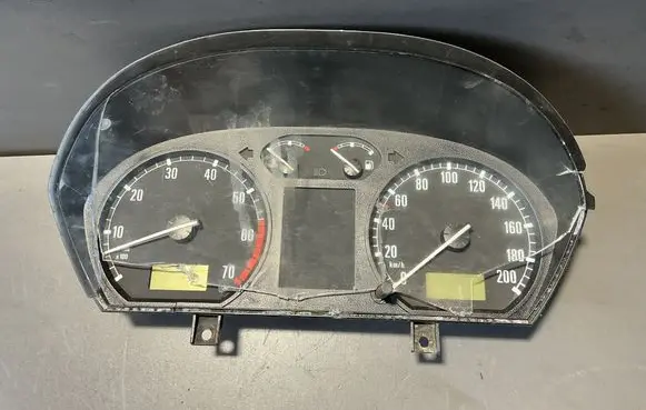 Skoda Fabia Mk1 (6Y) Speedometer (instrument cluster) 6Y0920860M