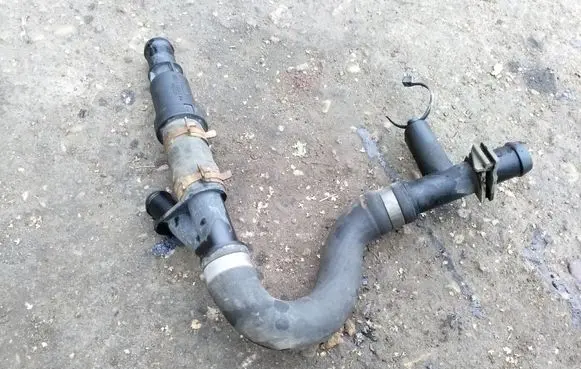 Ford Transit Engine coolant pipe/hose