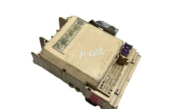 Lexus GS 300 350 430 450H Fuse box set 9098702025 1567002540 020606