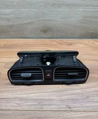 Volkswagen Golf VI Dash center air vent grill 5K0815736