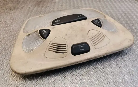 Mercedes-Benz C W203 Front seat light 2038204601