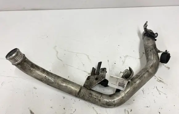 Volvo V40 Intercooler hose/pipe CZQ7A12K12A AV615L200AB