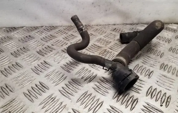 Skoda Superb B8 (3V) Engine coolant pipe/hose