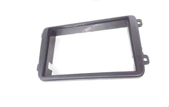 Volkswagen Golf V Radio/GPS head unit trim 