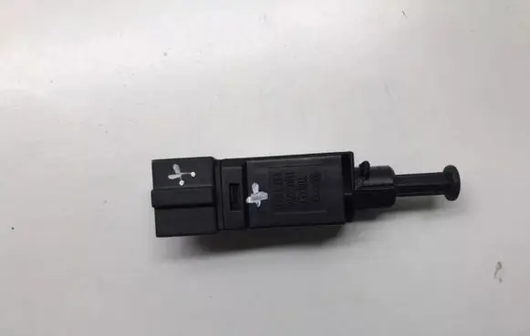 Audi A2 Brake pedal sensor switch 927189D