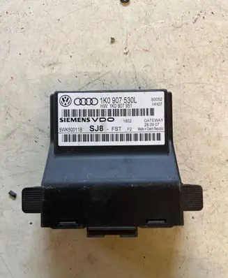 Volkswagen PASSAT B7 Gateway control module 1K0907530L 5WK50011B 1K0907551