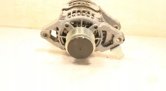 Toyota Aygo AB40 Generator/alternator TG104210-9821