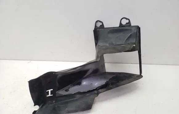 Audi A6 S6 C6 4F Intercooler air channel guide 4F0145333D