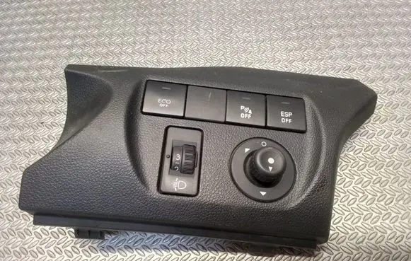 Citroen Berlingo Headlight level height control switch 9675113977