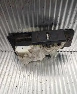 Peugeot 607 Loading door lock 