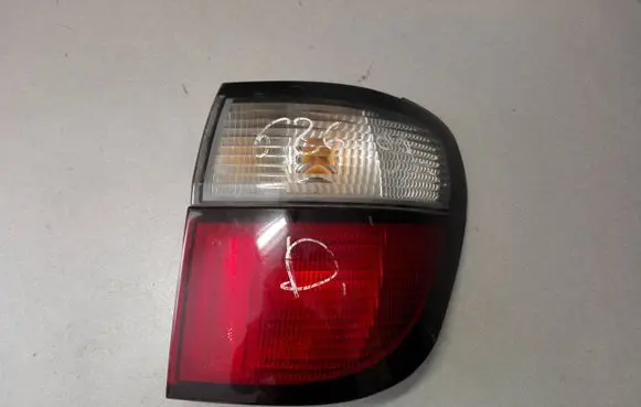 Mazda 626 Rear/tail lights R2265R