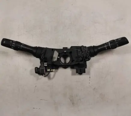 Lexus RX 450H Wiper turn signal indicator stalk/switch 17f399