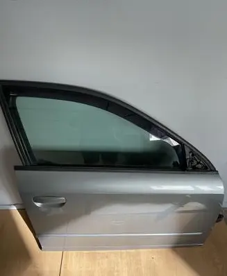 Audi A4 S4 B7 8E 8H Front door