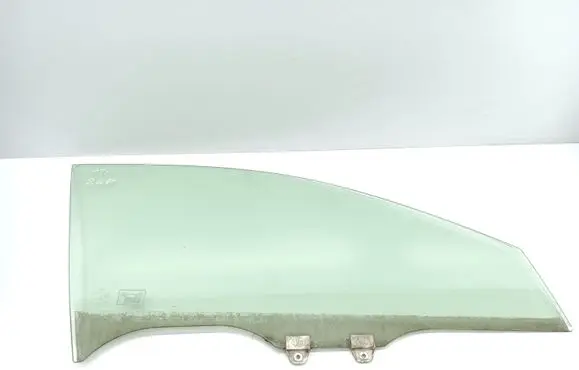 Honda Accord Front door window glass four-door E643R00034