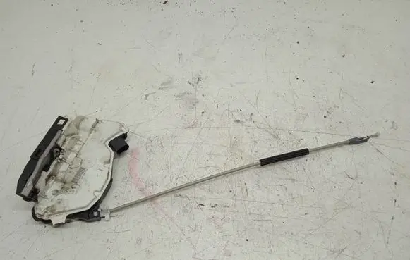 Seat Ibiza IV (6J,6P) Rear door lock 5N1837016E