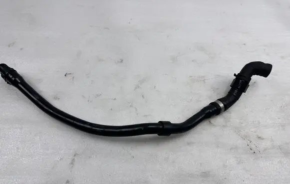 Mercedes-Benz S W222 Engine coolant pipe/hose A2225000105