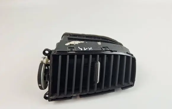 Hyundai Santa Fe Dash center air vent grill 974102B000