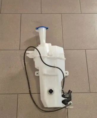 Windshield washer fluid reservoir/tank