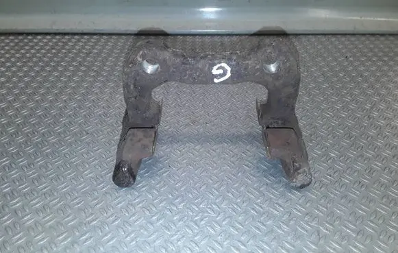 Renault Clio III Brake caliper pad carrier rear 