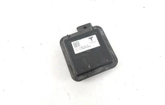Tesla Model X Other control units/modules 111498400B