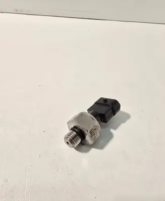 Opel Zafira B Fuel pressure sensor 24418424 369202