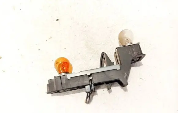 Volvo S70 V70 V70 XC Tail light bulb cover holder 9151646