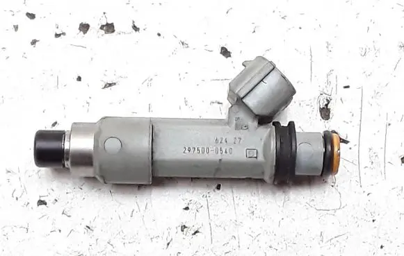 Suzuki SX4 Fuel injector 2975000540