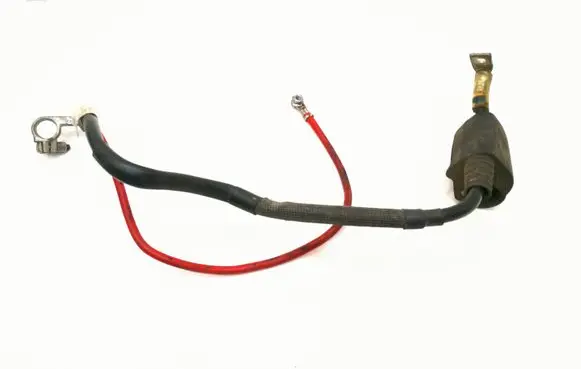 Volkswagen PASSAT B6 Positive cable (battery) 1K0971228L