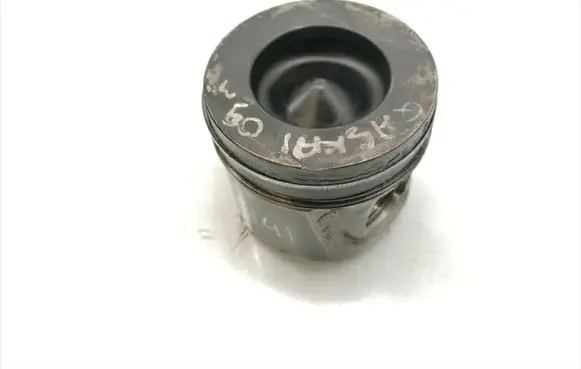 Piston