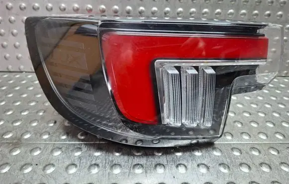 Opel Mokka B Rear/tail lights S26282830 9833721880