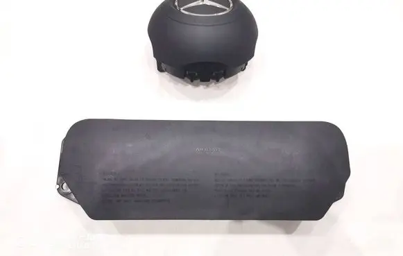 Mercedes-Benz GLC C254 Knee airbag A2548606700
