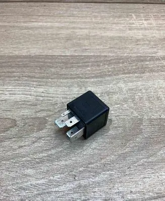 Volkswagen Caddy Other relay 3D0951253A V23134B59X418 433