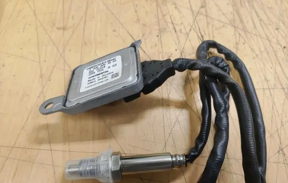Mercedes-Benz C W205 Lambda probe sensor A0009053603
