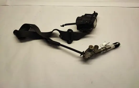 Ford Mustang VI Front seatbelt JR3BC699D64AD3ZHE