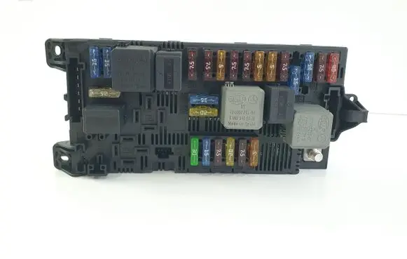 Mercedes-Benz E W211 Fuse module 2115453901