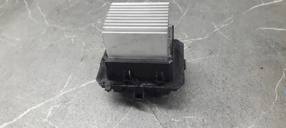 Peugeot 207 Heater blower motor/fan resistor T1000036K