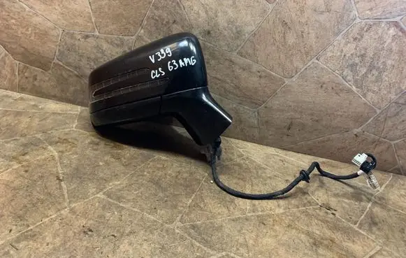 Mercedes-Benz CLS C218 X218 Front door electric wing mirror A2188101816