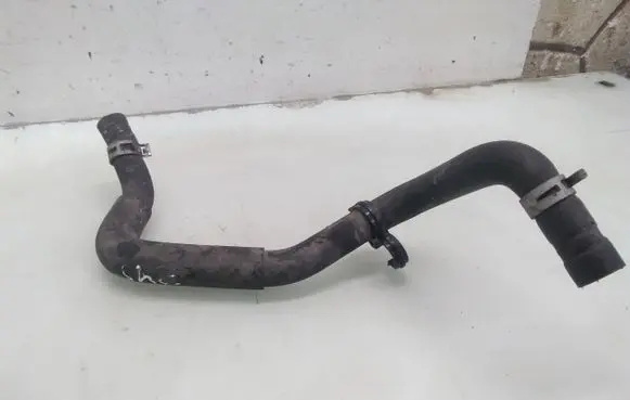 Subaru Legacy Engine coolant pipe/hose