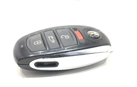 Volkswagen Touareg II Ignition key/card 
