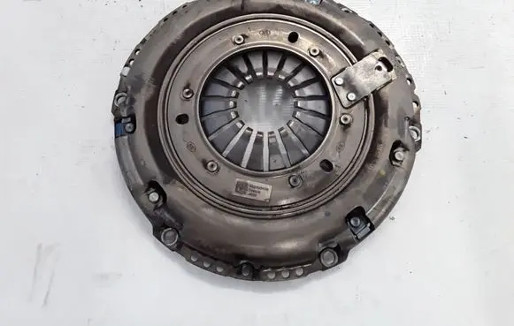 Renault Trafic III (X82) Pressure plate 302052965R